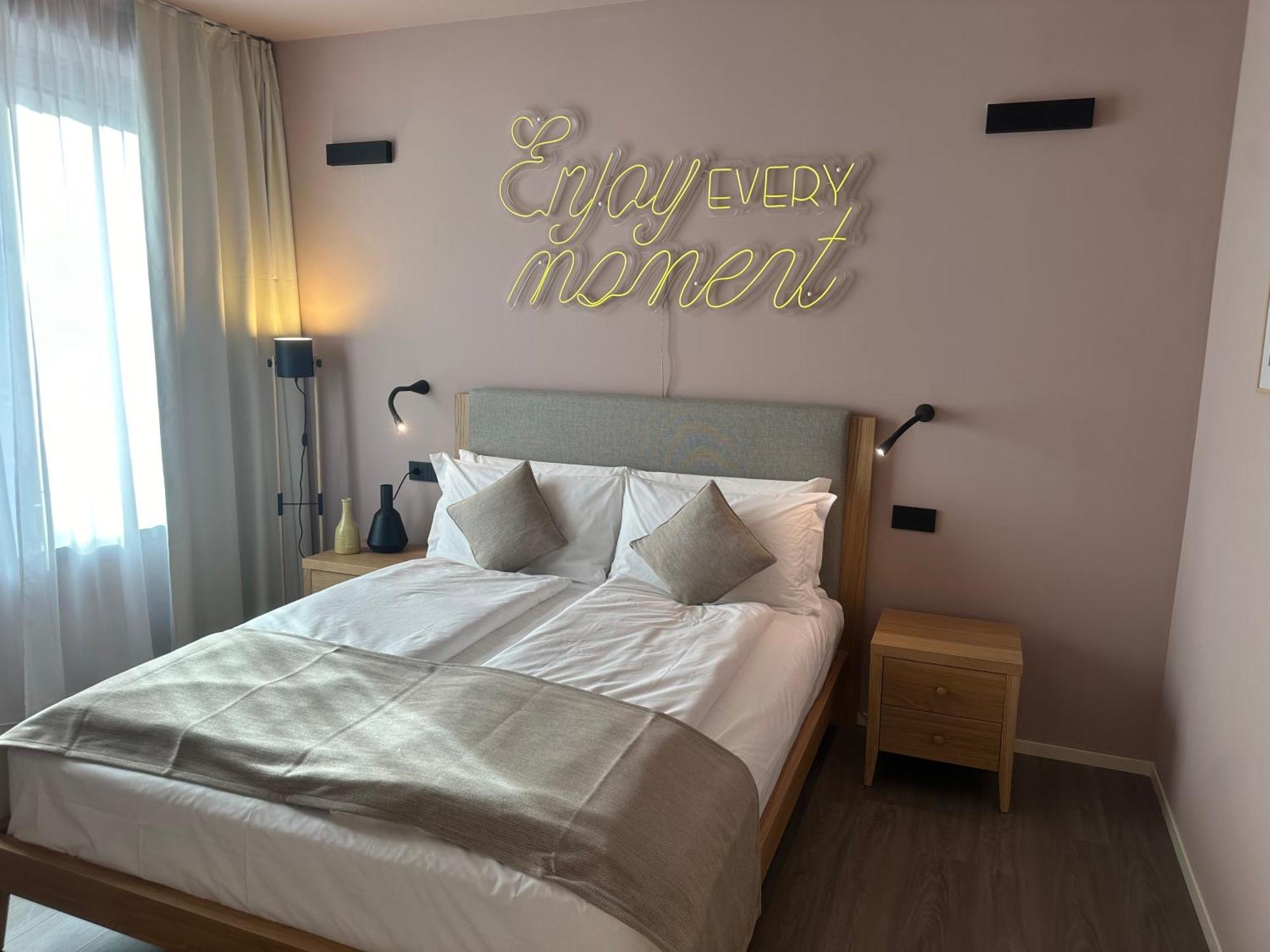 Terra Hotel Boutique Тирано Экстерьер фото