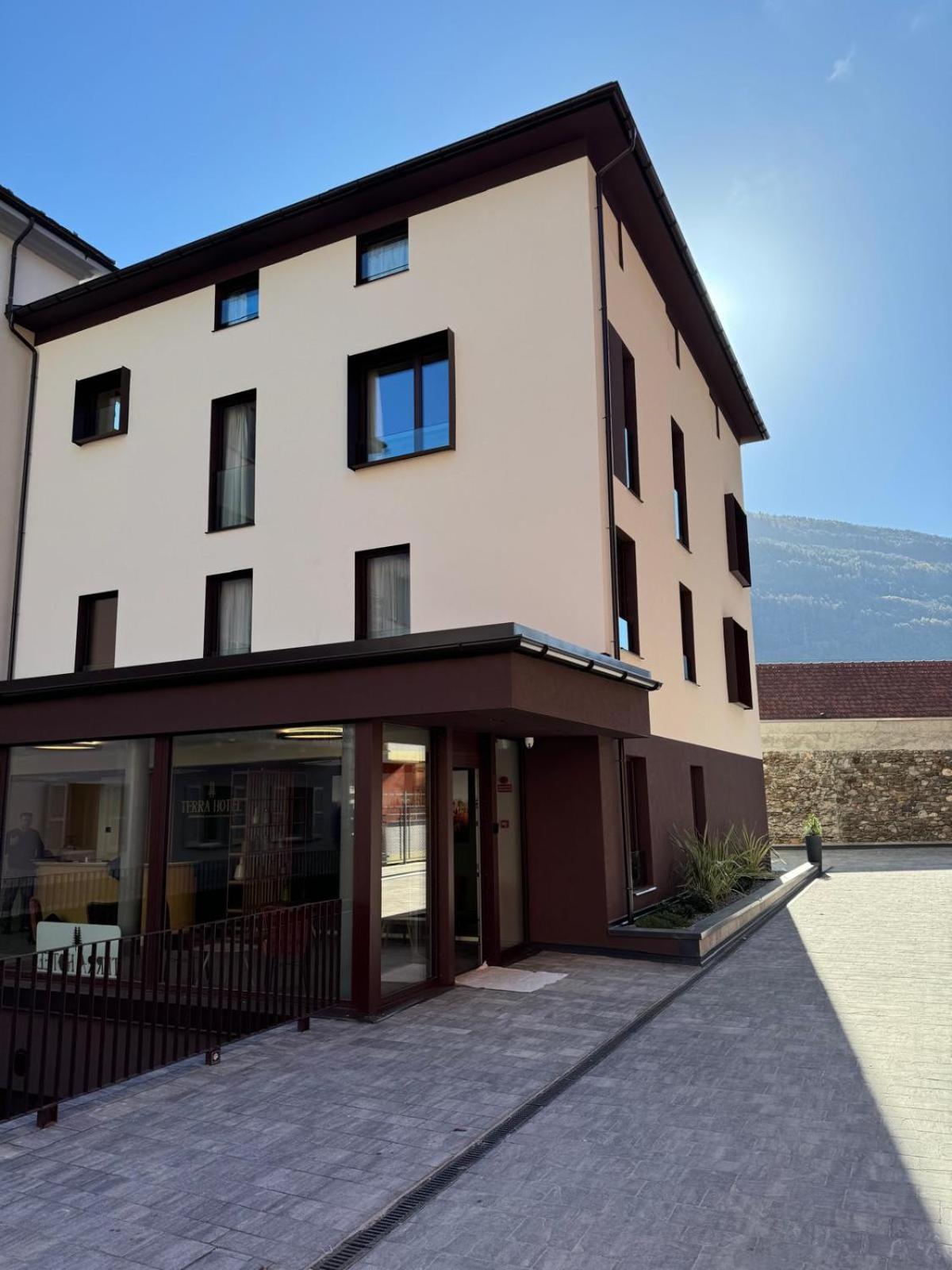 Terra Hotel Boutique Тирано Экстерьер фото